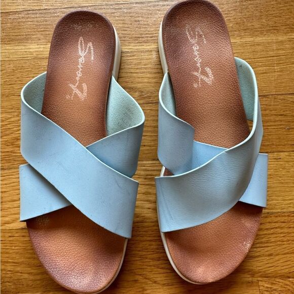 Seven7 Women's Blue Synthetic Strappy Slides Sandals - 8 - Picture 1 of 6